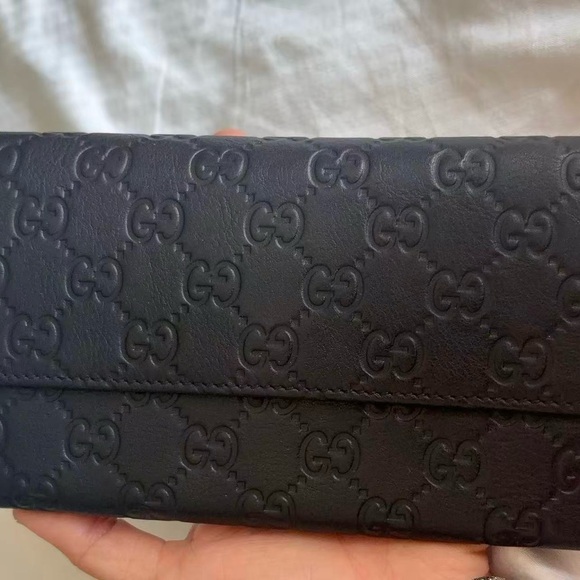 Authentic GUCCI Trifold Wallet GG Leather Black - Picture 2 of 12